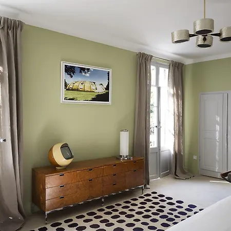 Panzió Mas De Lafeuillade