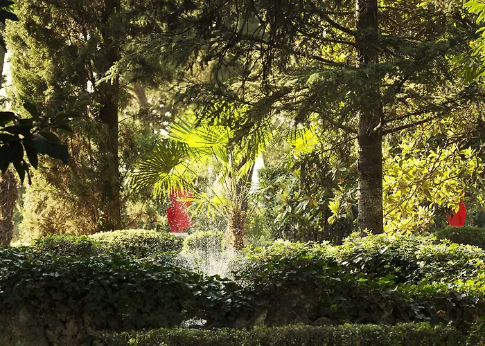 Mas De Lafeuillade Alojamento de Acomodação e Pequeno-almoço 4*