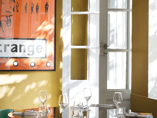 Alojamento de Acomodação e Pequeno-almoço Mas De Lafeuillade